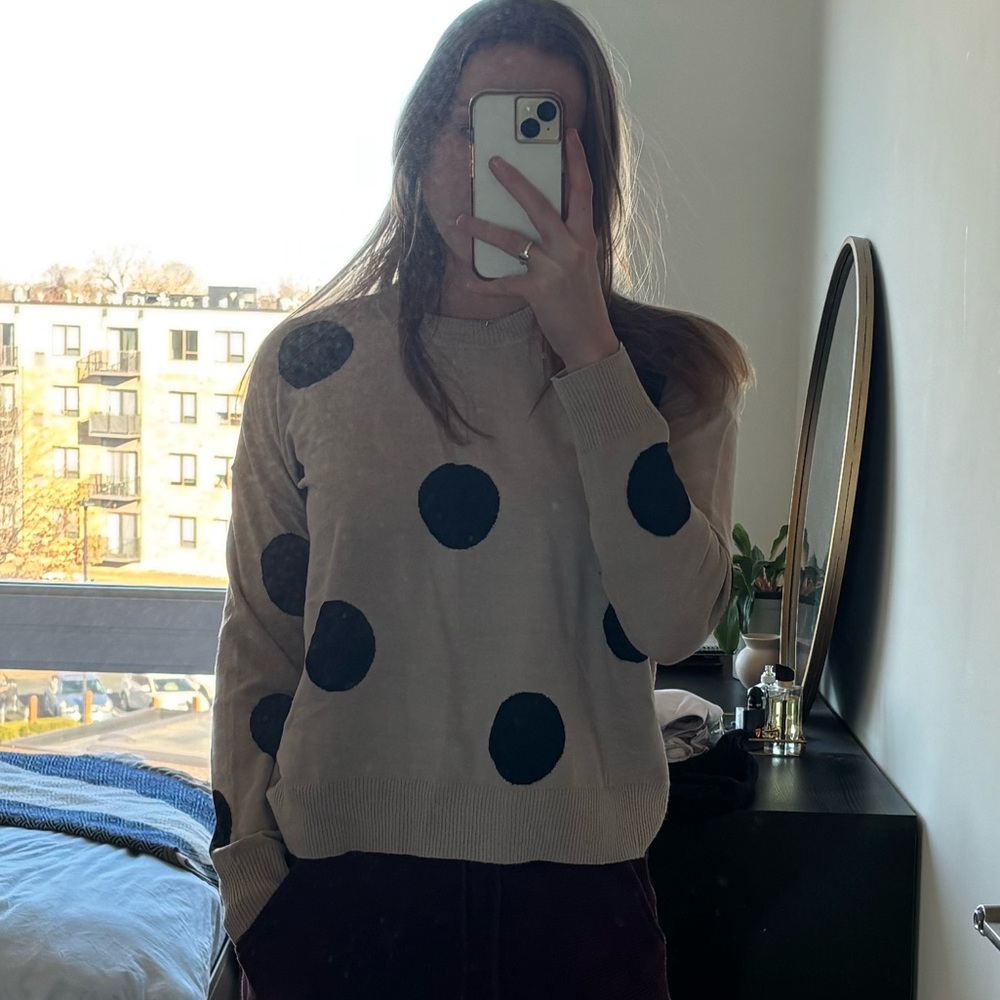 Polka dot light sweater